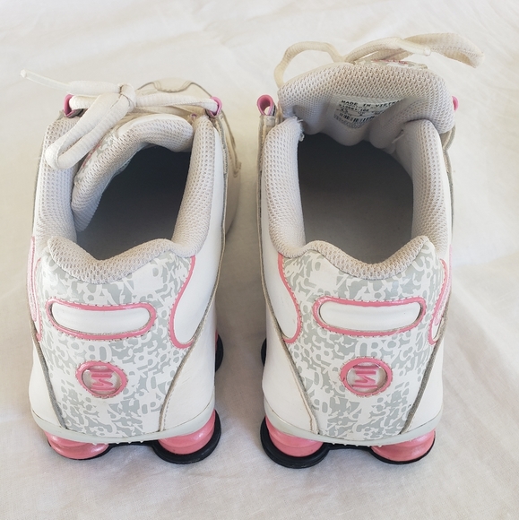 Nike Air Shox Pink and White Breast Cancer Edition - Picture 8 of 9